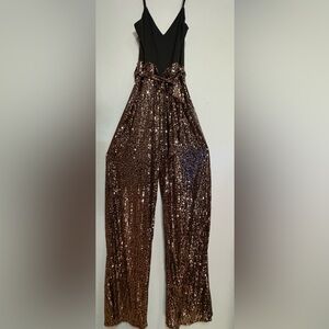 Gorgeous brown sequin jumper.